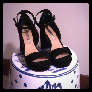 Audrey Brooke Black Platform Heels